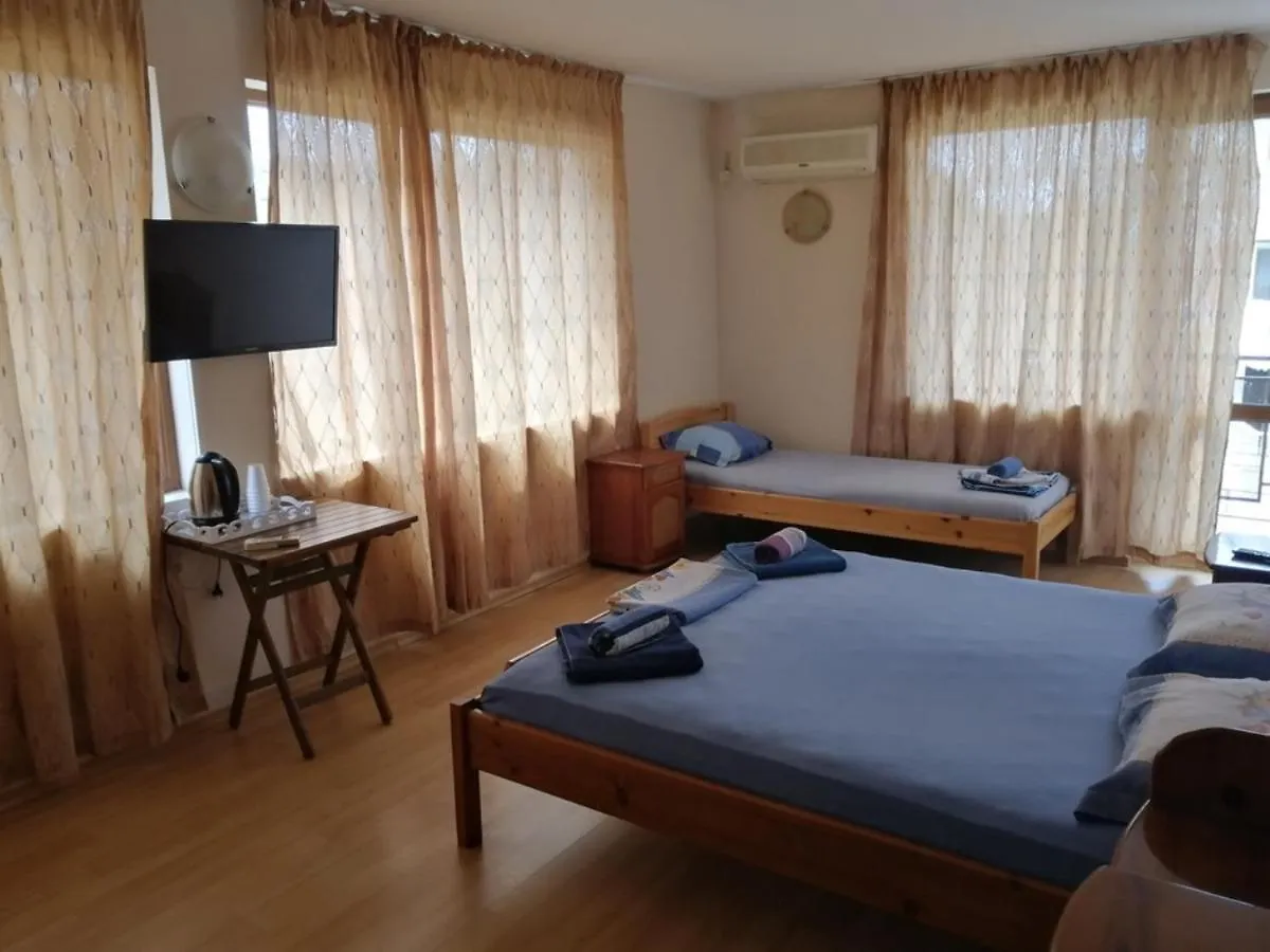 Guest House 